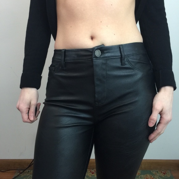 Blank NYC Black Skinny High Waisted Hot Pants - Picture 7 of 8